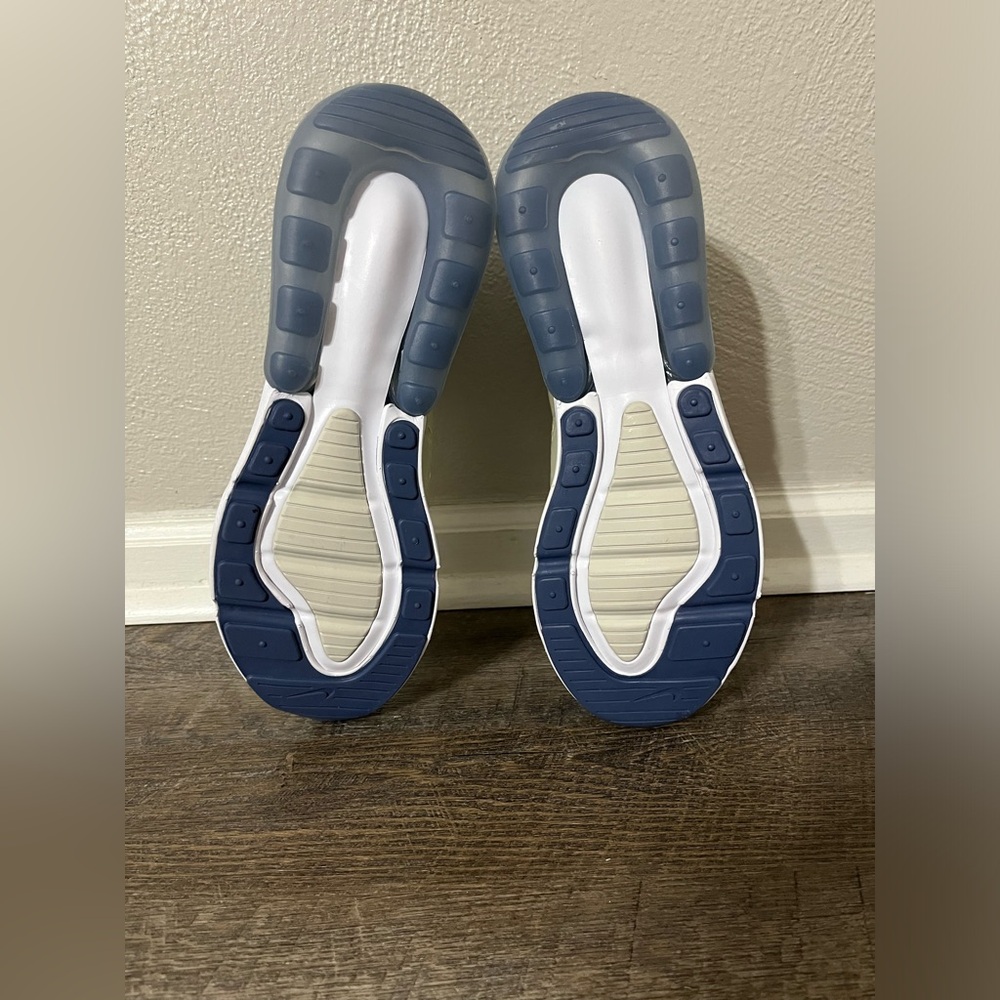 ‼️SOLD‼️ Nike Air Max 270 Light Bone Diffused Blue Women Shoe FQ8783-072 - Picture 6 of 11